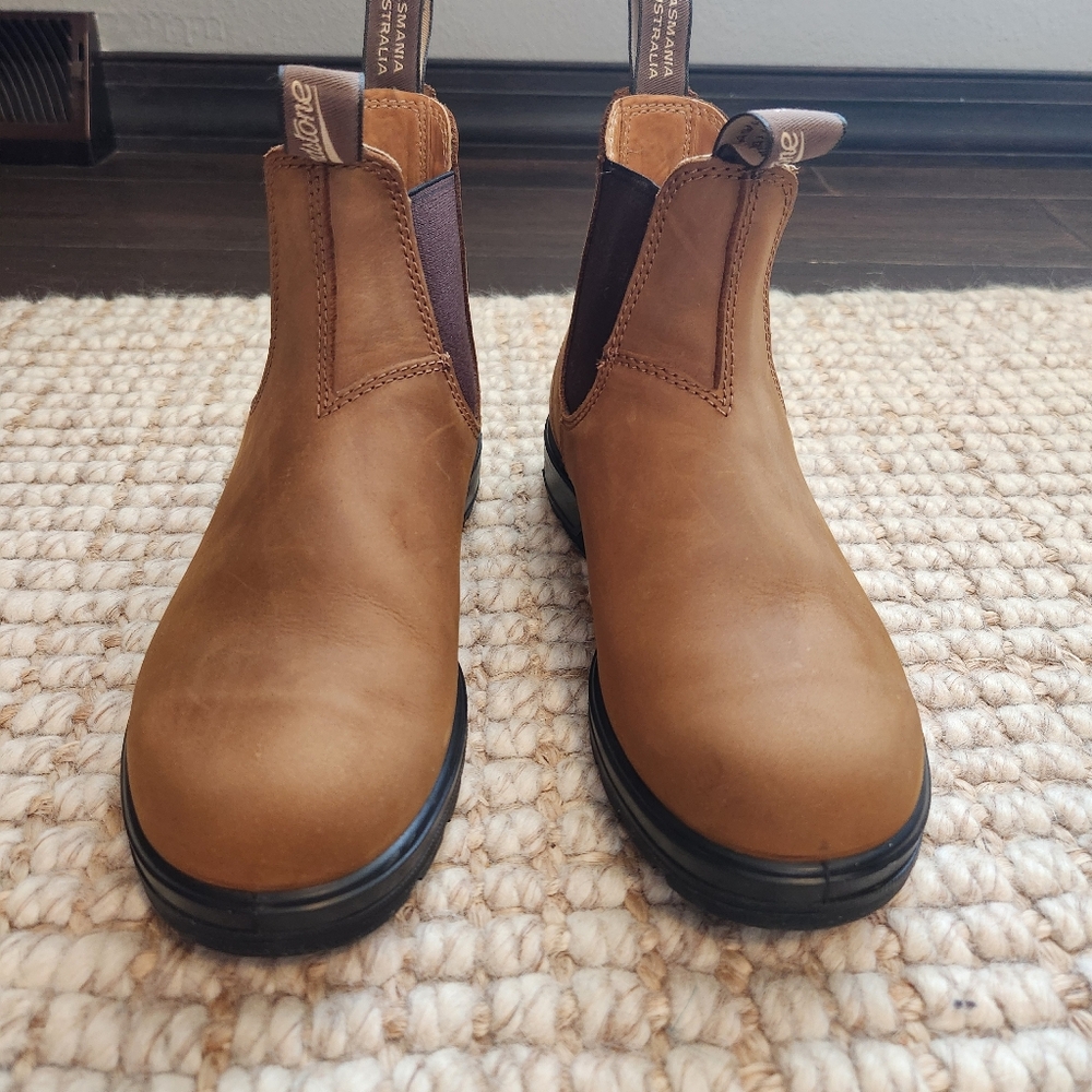 Blundstone Women's Classics #562 Chelsea Ankle Boots - Saddle Brown - Picture 3 of 5